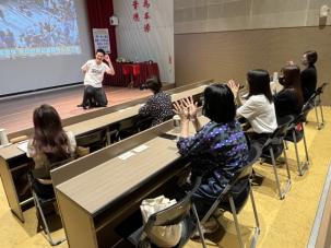 楊元慶老師(4/30)   不是要當最厲害的 而是成為無法取代